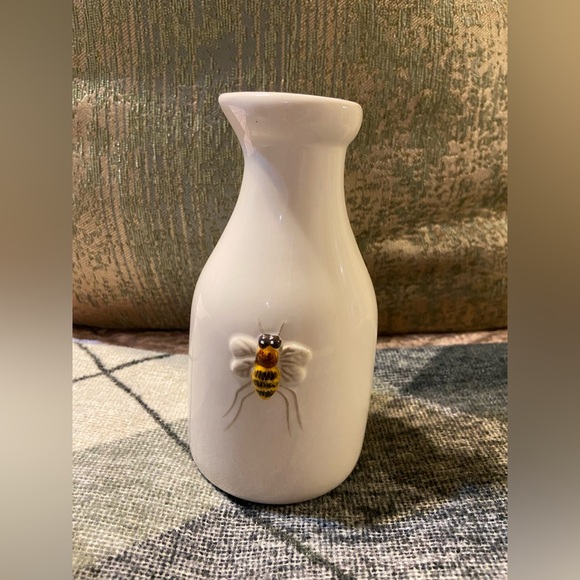 Mary Lake-Thompson Inc Other - Mary Lake-Thompson Inc farmhouse decorative creamer